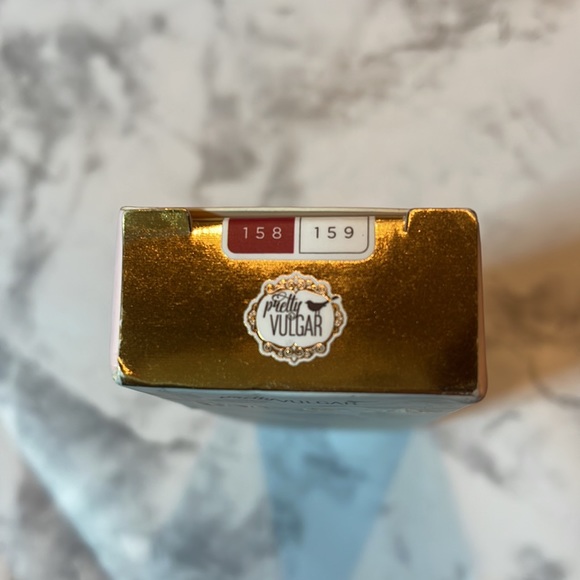 Pretty Vulgar Love Birds Lip duo. Matte liquid lipstick and clear gloss - Picture 5 of 8